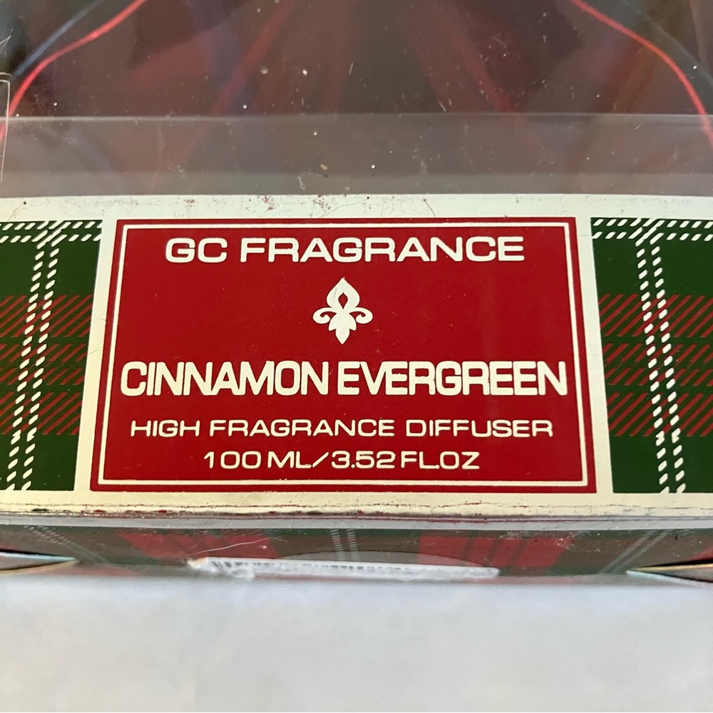 GC Fragrance Reed Diffuser - Picture 3 of 8